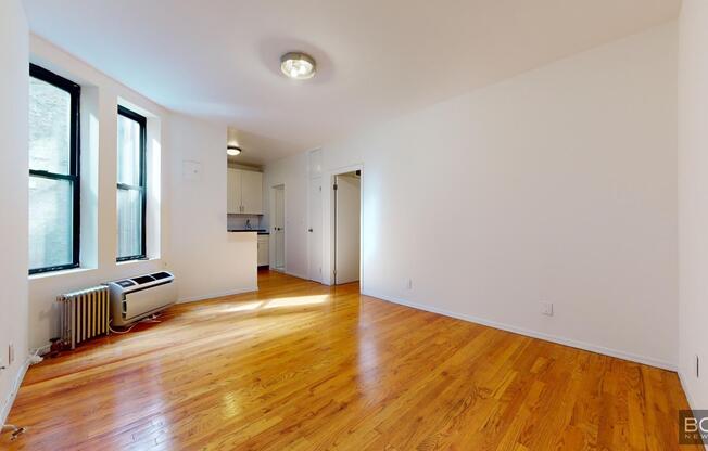 240 WAVERLY PL