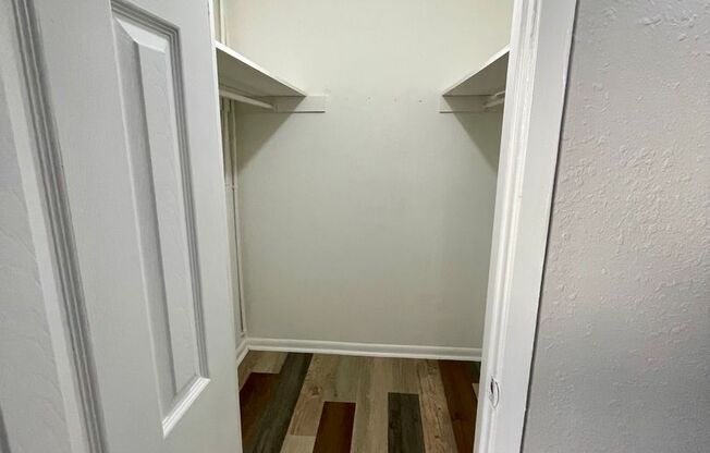 1 bed, 1 bath, 750 sqft, $849, Unit 404