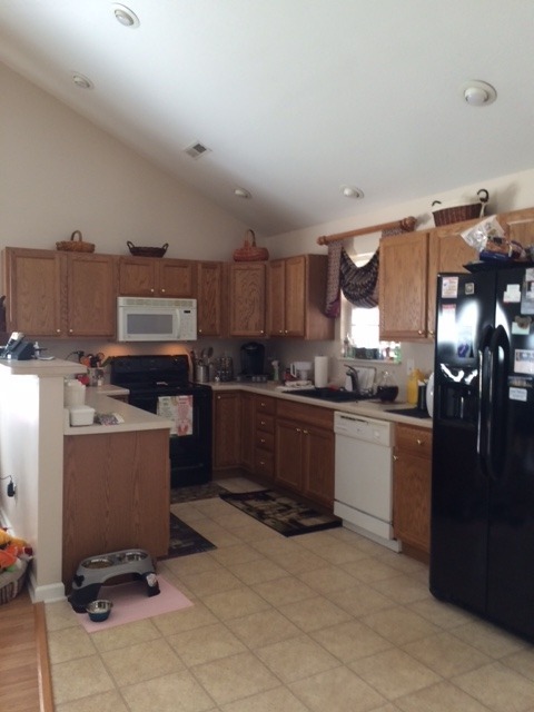 3 beds, 2.5 baths, $2,600