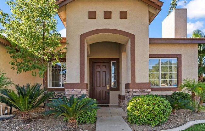 Immaculate Single-Story Home in Gated MacDonald Ranch Community!
