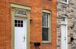 Gorgeous 2 Bedroom Townhome ~ Locust Point