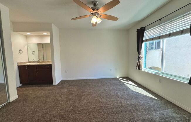 2 beds, 2 baths, $3,195