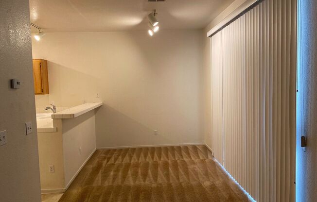 2 beds, 2.5 baths, $1,775, Unit # 1012