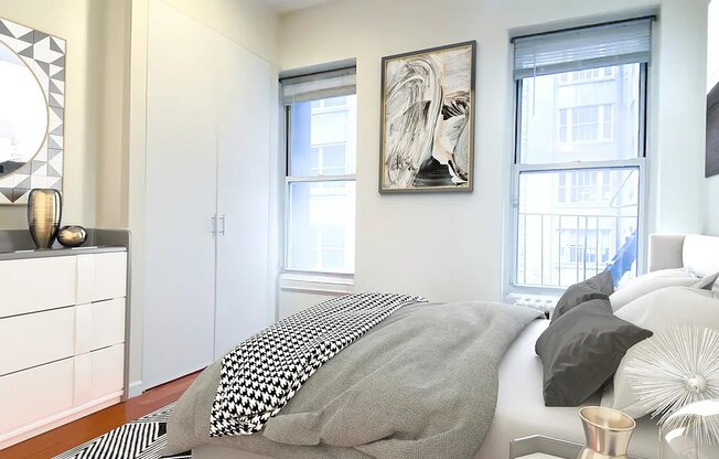 129 W 56 ST