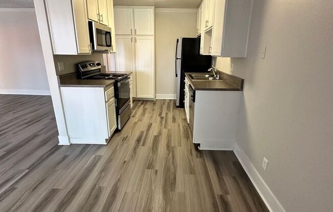 2 beds, 2 baths, 1,015 sqft, $2,715, Unit 126