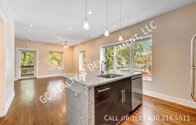 1625 W Ainslie St, Chicago IL 1e