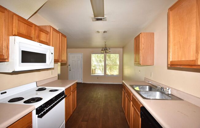 HP902 - 902-904 Sagewood Trail