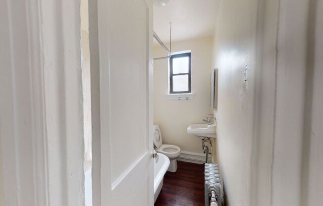 Studio, 1 bath, 252 sqft, $935, Unit 210