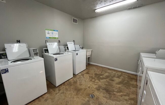 1 bed, 1 bath, 650 sqft, $995, Unit Willoway-31