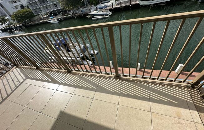 Waterfront Living with Unbeatable Access!