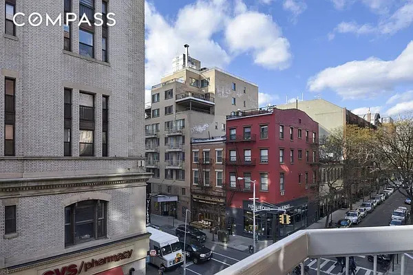Studio, 1 bath, $3,500, Unit 2L