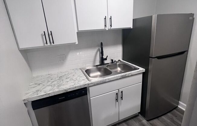1 bed, 1 bath, 745 sqft, $1,175, Unit A23