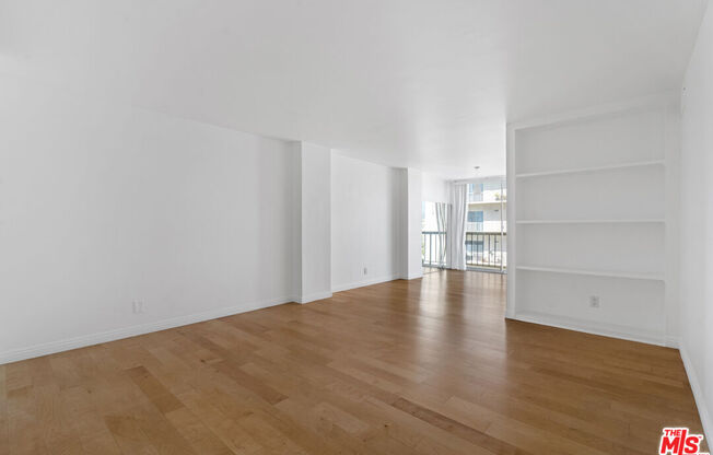 2 beds, 2 baths, 860 sqft, $3,550, Unit 805