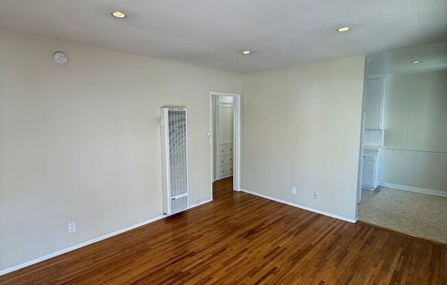 1 bed, 1 bath, 625 sqft, $1,795, Unit 11