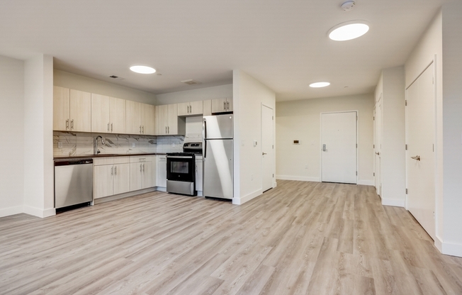 416 HIGHLAND AVE