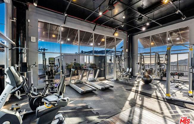 2 beds, 2 baths, 1,212 sqft, $5,000, Unit 116