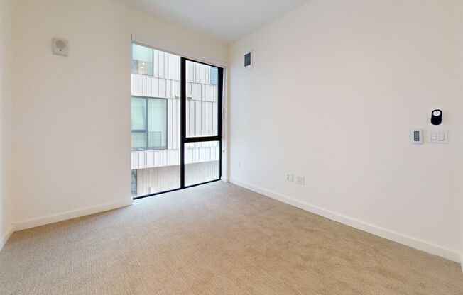 2 beds, 1 bath, 850 sqft, $2,745, Unit 211