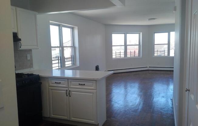 680 WORTMAN AVE