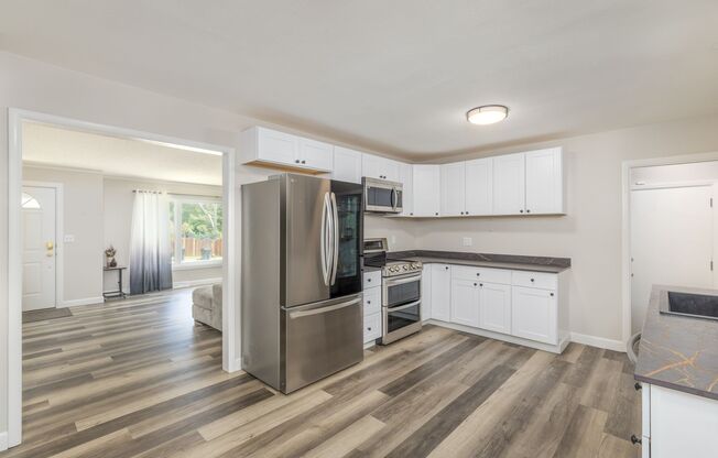 5 bedroom 2 bath rental