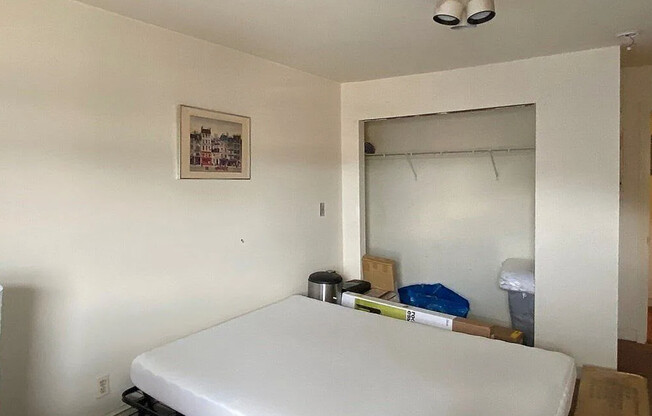 102 Hammond St Apt 2