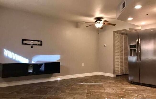 12221 W Bell Road Unit 185
