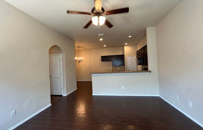 3 beds, 2 baths, $1,440