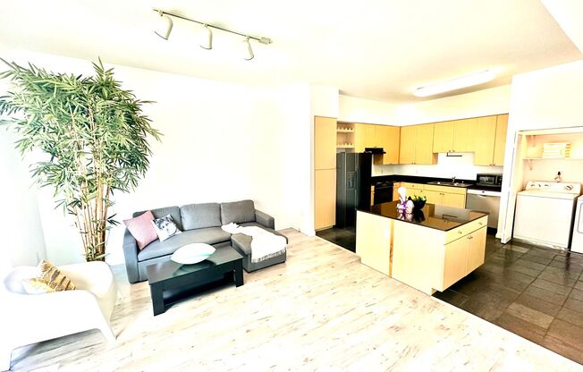 1 bed, 1 bath, 680 sqft, $2,700, Unit Unit 404