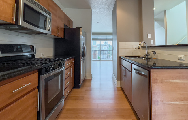 Enjoy this 3 Bedroom 2.5 Bathroom End Townhome ~ 2 Car Garage + Washer & Dryer! Great Cedar Mill Location near Nike, Cedar Mill Elementary, Sunset HS and St. Vincent Hospital!