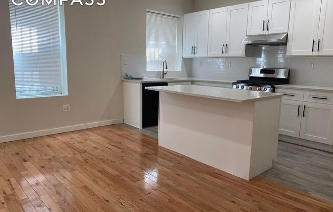 3 beds, 1 bath, $3,300, Unit 3C