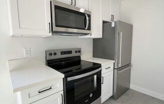 2 beds, 1.5 baths, $2,795, Unit Unit #5