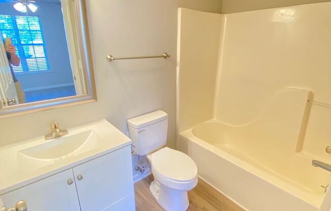 2 beds, 2 baths, 1,055 sqft, $1,200, Unit 5110