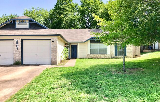 3/2 Duplex in Ideal North Austin Location