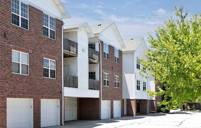 Garages Available at Tranquility Pointe, Omaha, NE