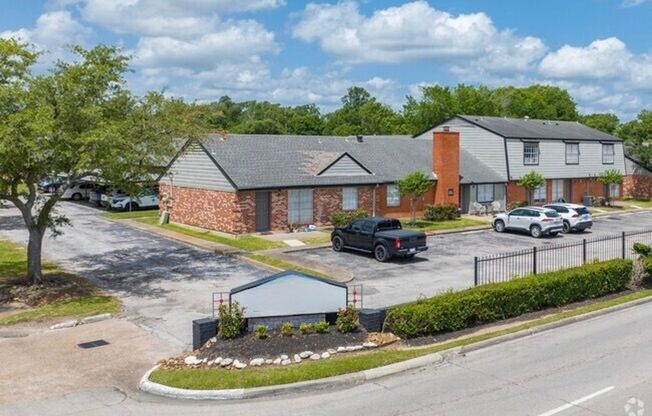 Lux Estate TX Apartments