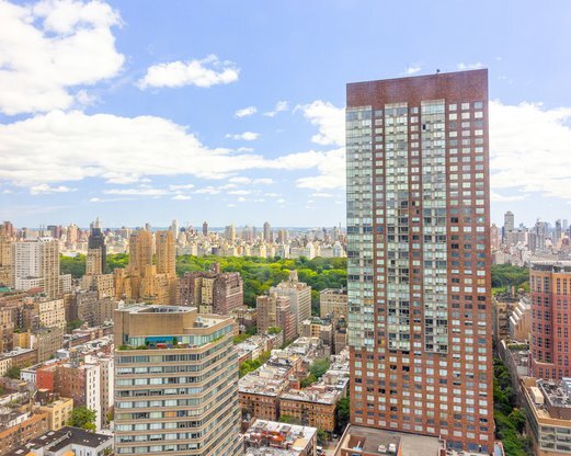 3 beds, 3 baths, $13,000, Unit 46G
