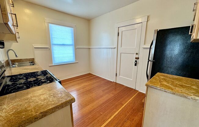 1 bed, 1 bath, $3,150