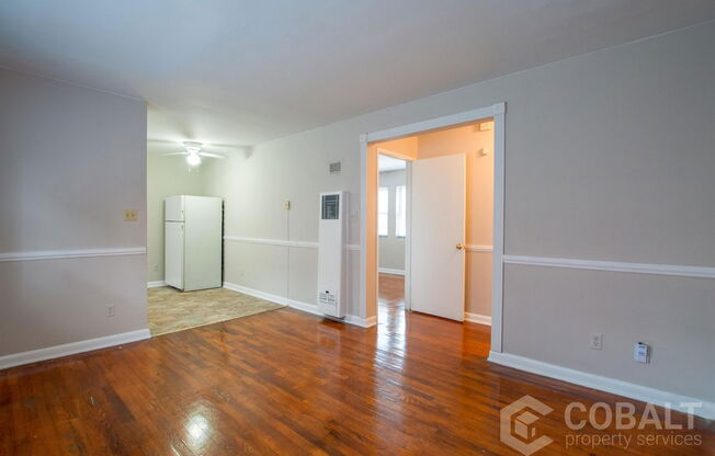 944 St. Charles Ave NE - 4