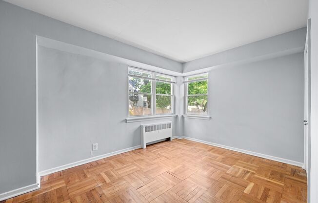 2 beds, 1 bath, 942 sqft, $1,775, Unit 101