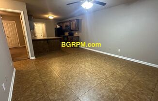 2 beds, 2 baths, 1,100 sqft, $925