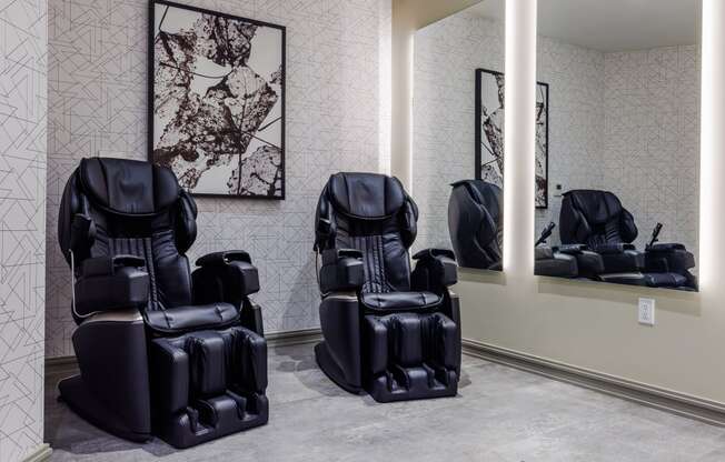 Salon Chairs at Station Bay, South Amboy, 08879