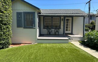 Charming Burlingame Cottage with Private Yard