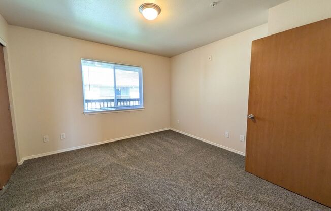 3 beds, 2 baths, 1,180 sqft, $1,529, Unit B303