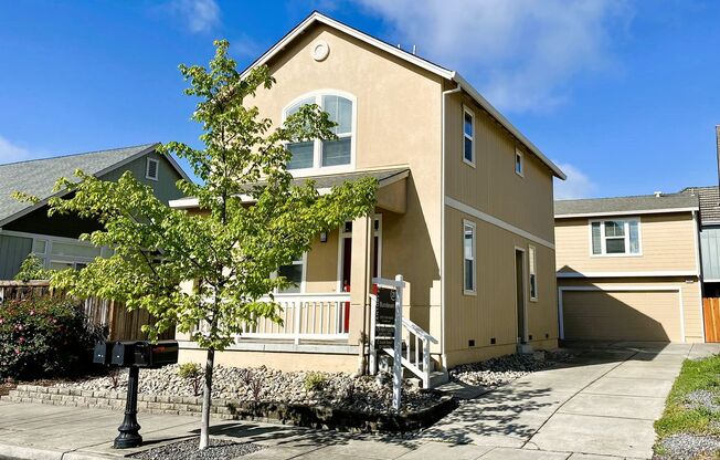 749 Fresno Ave., Santa Rosa, Ca. - 3 bed/2.5 Bath Single Family Home