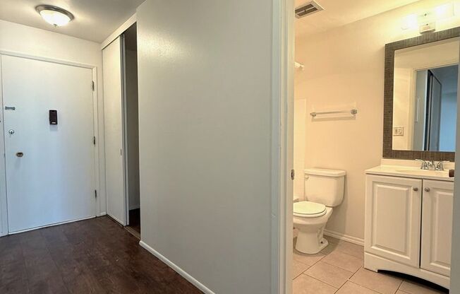 2 beds, 1 bath, 619 sqft, $1,875, Unit 205