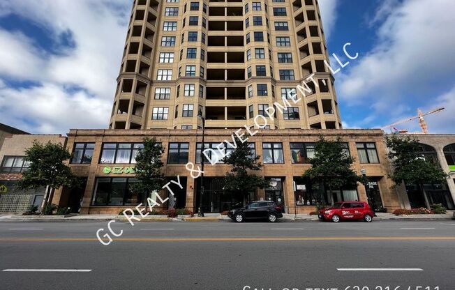 1464 S Michigan Ave