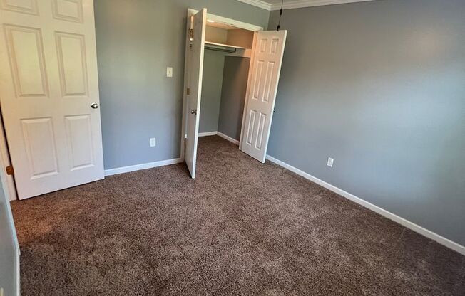 2 beds, 2 baths, 1,100 sqft, $1,075, Unit E-1