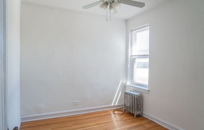 1 bed, 1 bath, 450 sqft, $1,575, Unit 4545-401