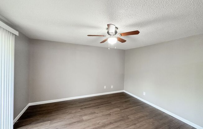 Studio, 1 bath, $850, Unit 25Th440#5