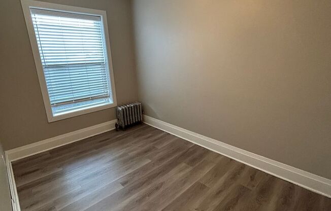 1 bed, 1 bath, 354 sqft, $885, Unit 233-106