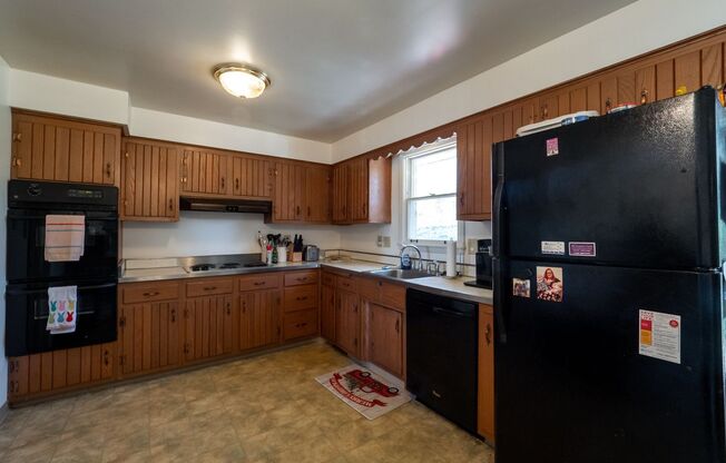 3BR Ranch House for Rent in Upper St. Clair | Large Backyard and Patio